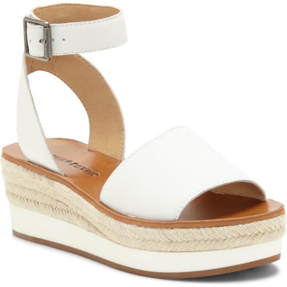 joodith platform wedge sandal